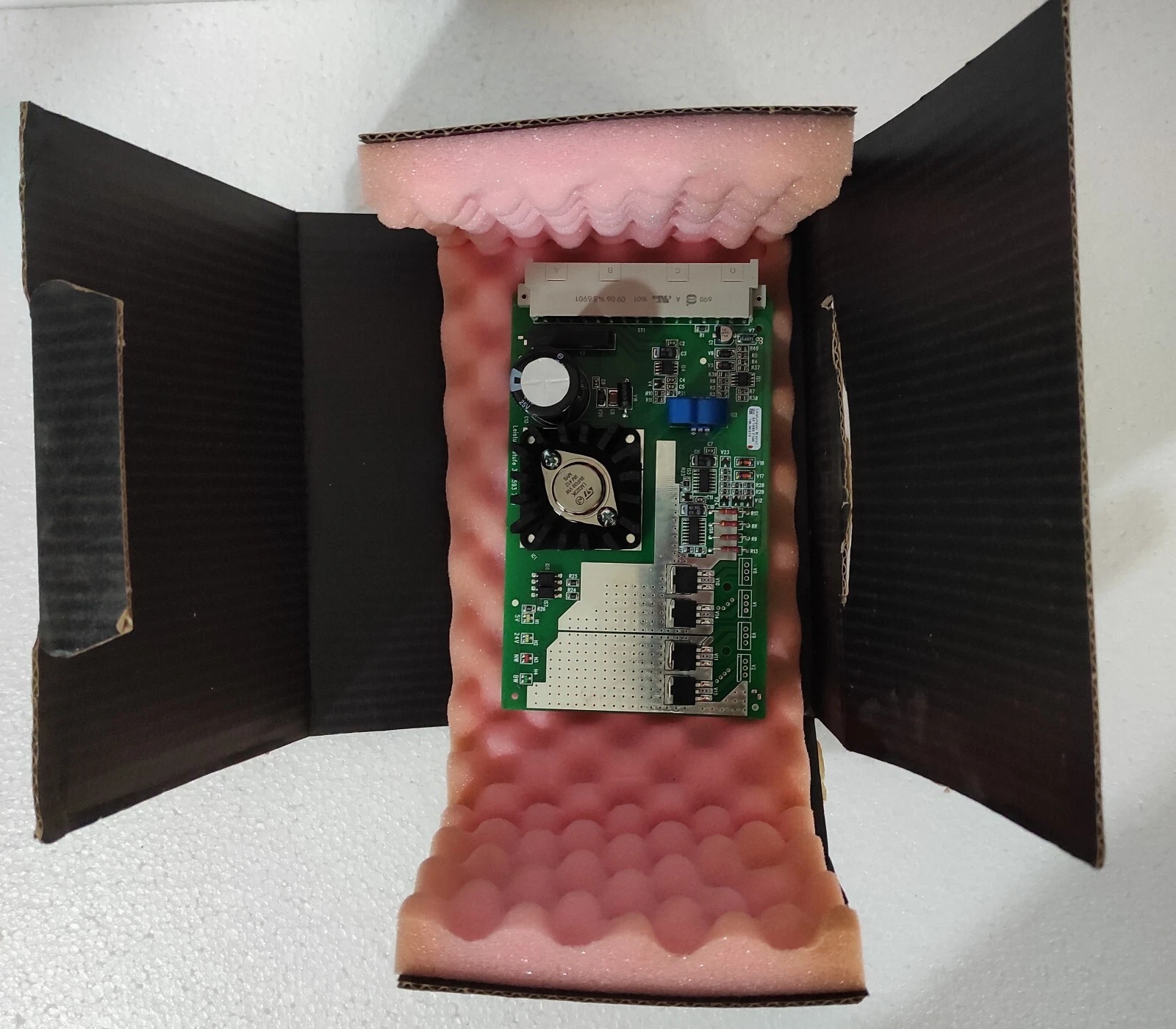 LEISTUNGSSTUFE 33 1593 7100 PCB CARD